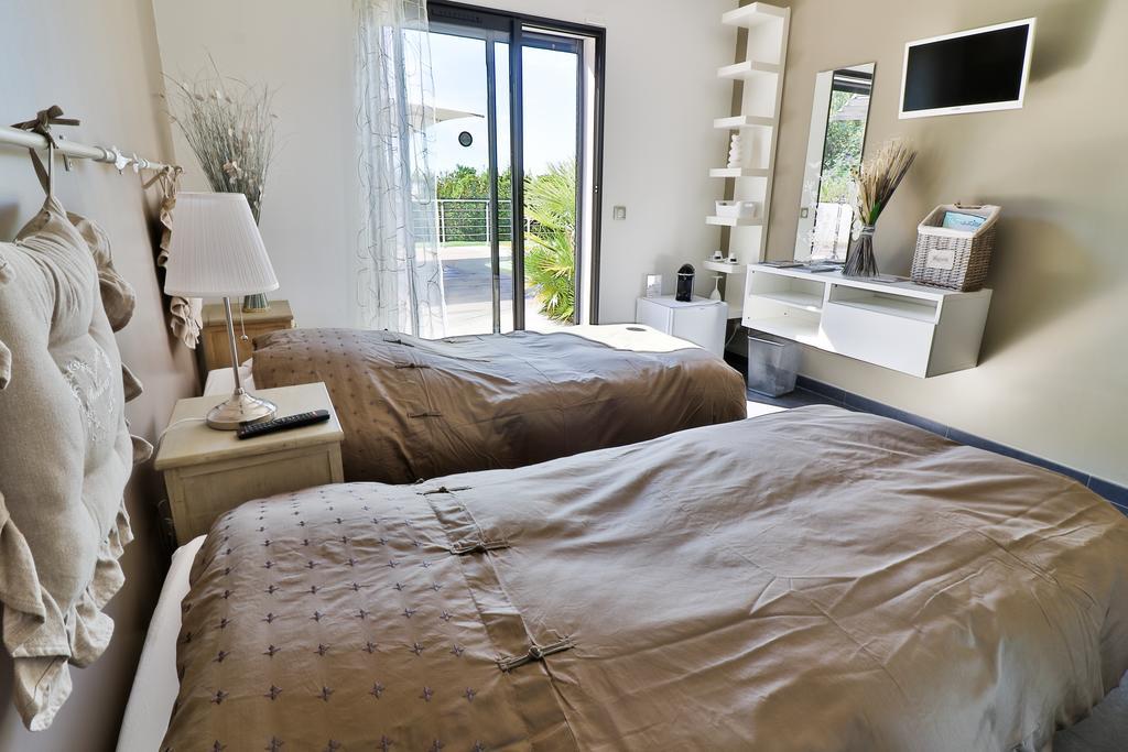 Villa Louancelie B&B Cavalaire-sur-Mer Exterior photo