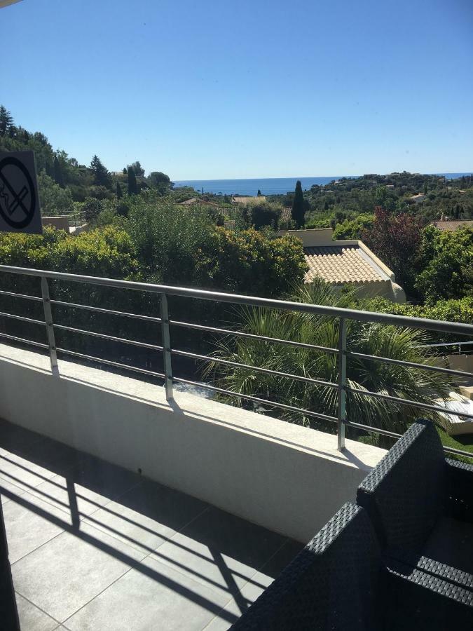 Villa Louancelie B&B Cavalaire-sur-Mer Exterior photo